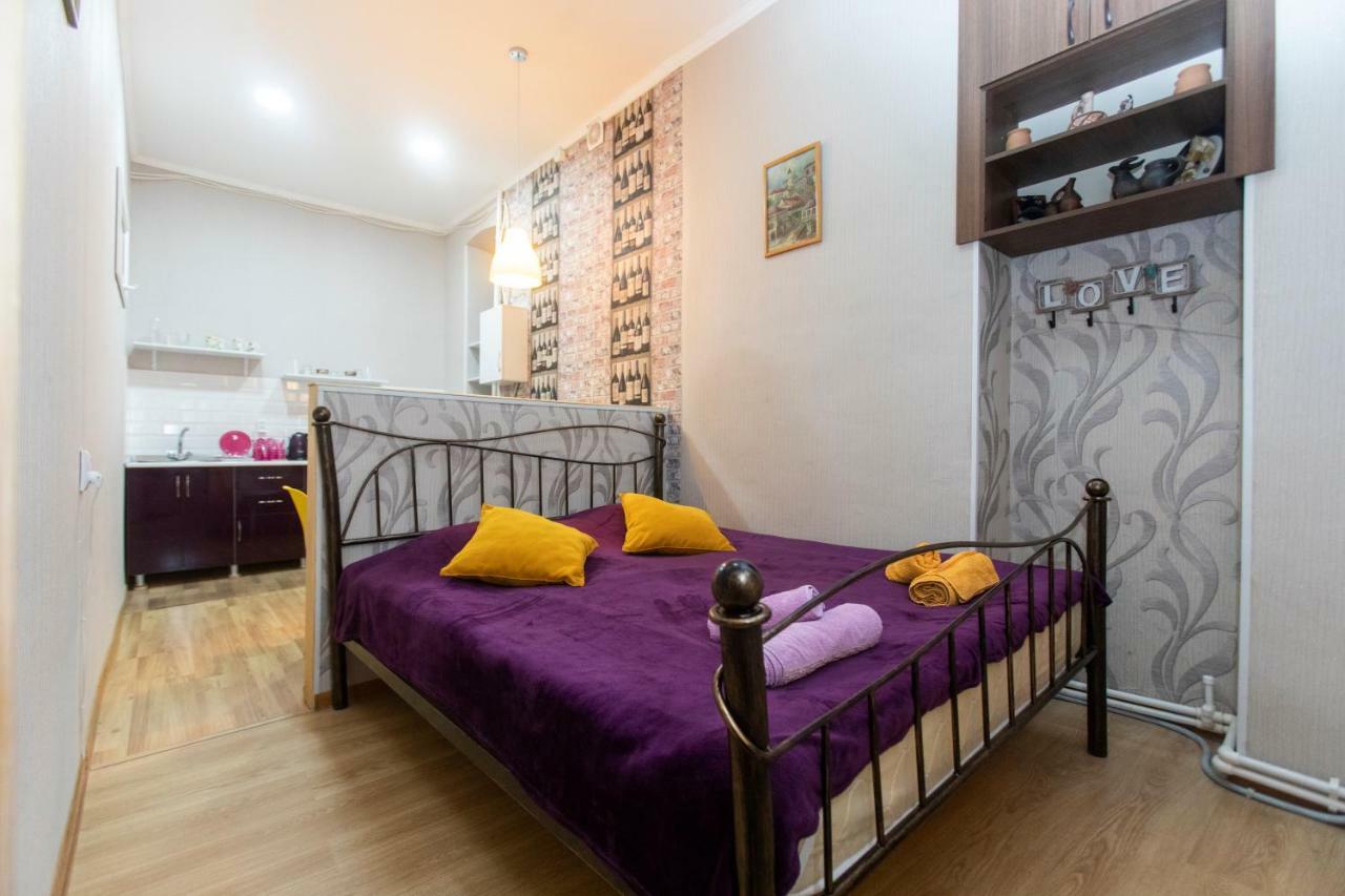 Minimalist Studio Walking Distance To City Centre Appartement Tbilisi Buitenkant foto