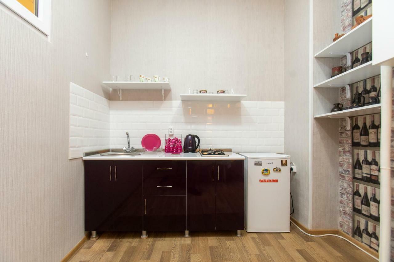 Minimalist Studio Walking Distance To City Centre Appartement Tbilisi Buitenkant foto